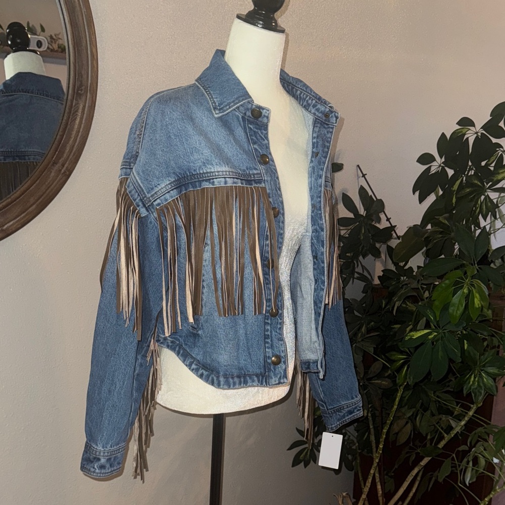 BLANK NYC Western Fringe Denim Jacket - Picture 3 of 8